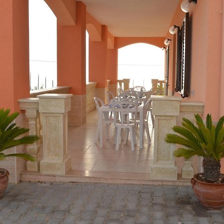 Carrubella Santa Zita Bed & Breakfast ลิกาตา ภายนอก รูปภาพ